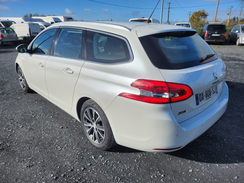 PEUGEOT 308 SW II 2015 130cv ALLURE 133000 km 