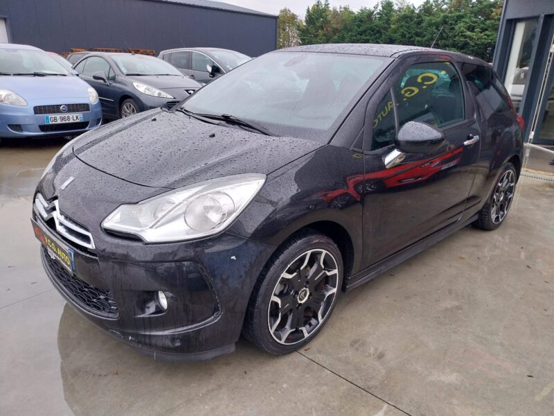 CITROEN DS3 1.6 VTi 120 so chic