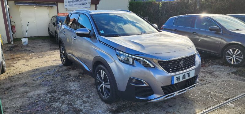 PEUGEOT 3008  2.0 BlueHDi 180ch ALLURE