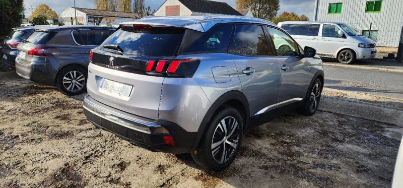 PEUGEOT 3008  2.0 BlueHDi 180ch ALLURE