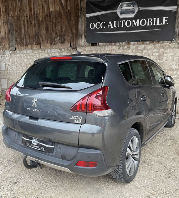 PEUGEOT 3008 Monospace 2016