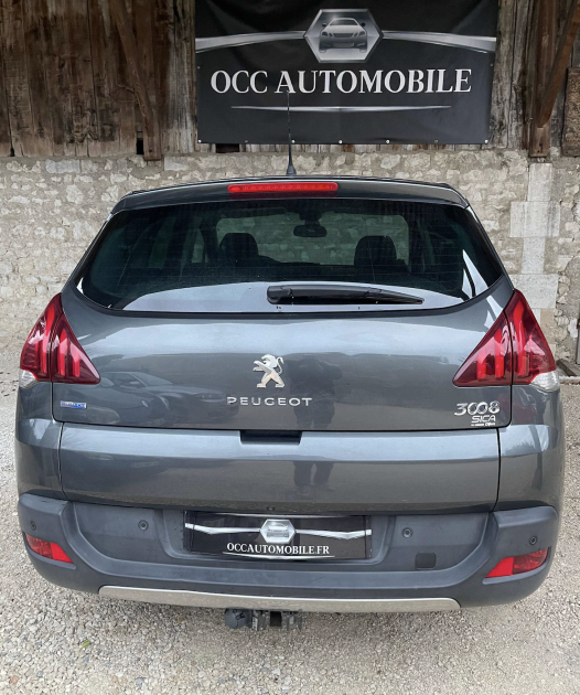 PEUGEOT 3008 Monospace 2016