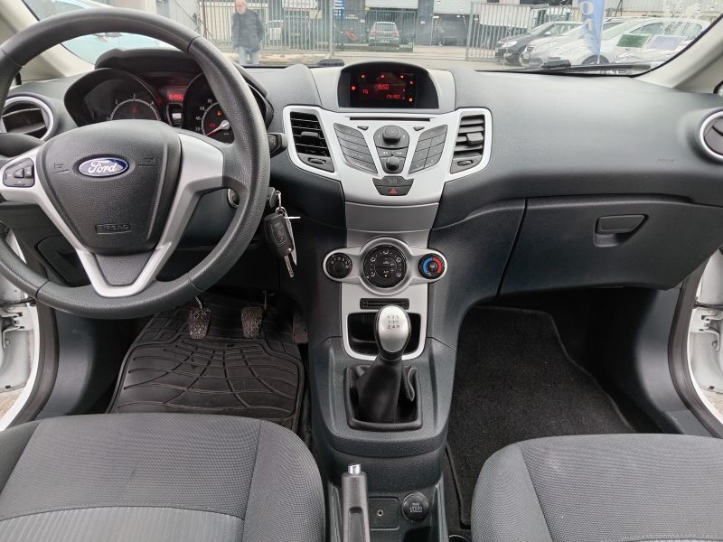 FORD FIESTA VI 2011