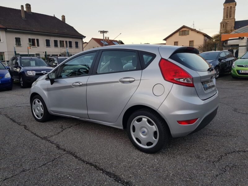 FORD FIESTA V 1.25i 82CV TREND