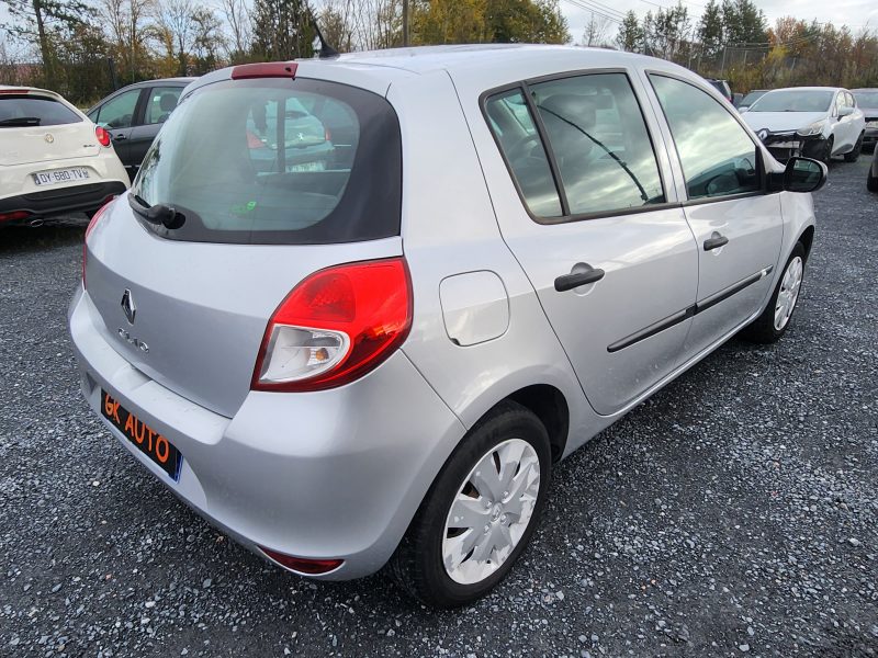 RENAULT CLIO III DCI 70CV 2010 164000 KM 