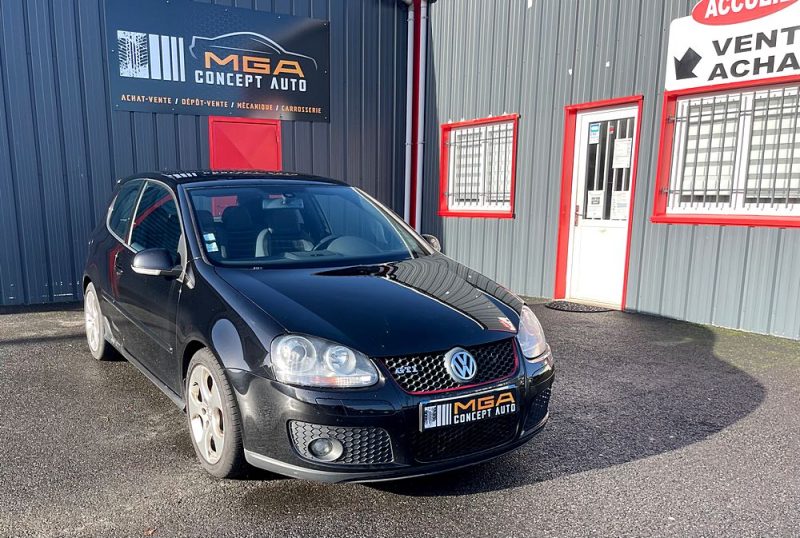 VOLKSWAGEN GOLF V 2005