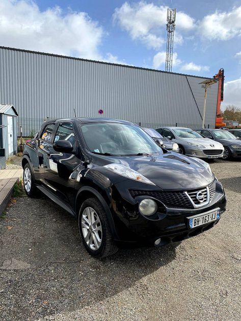 NISSAN JUKE 2011