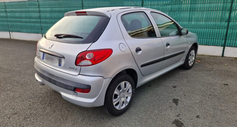 PEUGEOT 206+ 2009