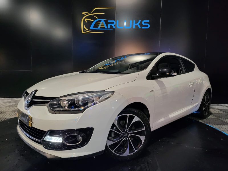 RENAULT MEGANE III Coupé 1.2 TCe 130cv Bose EDC // TOIT PANORAMIQUE/SIEGES CHAUFFANT/CAMERA DE RECUL