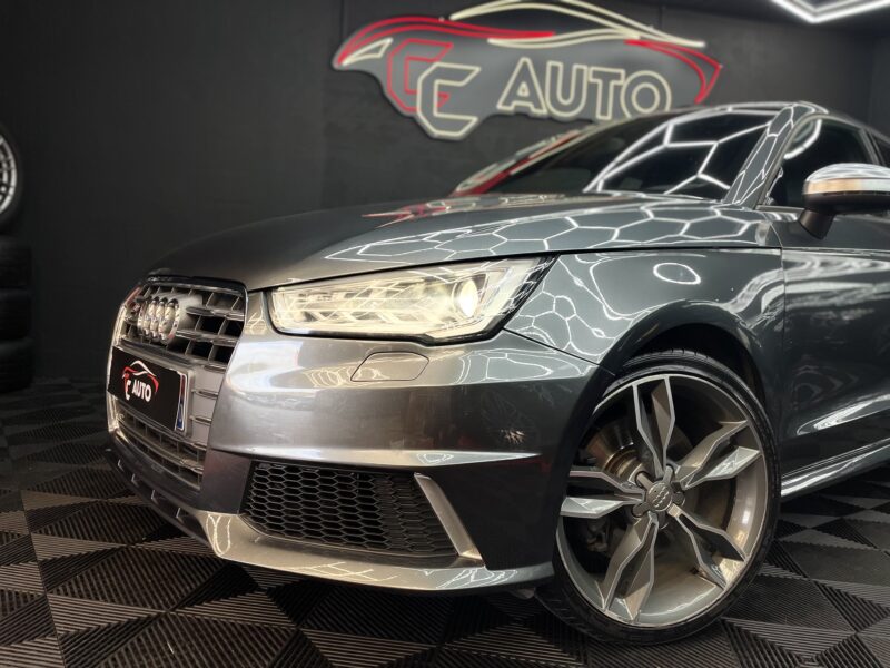 AUDI S1 2014