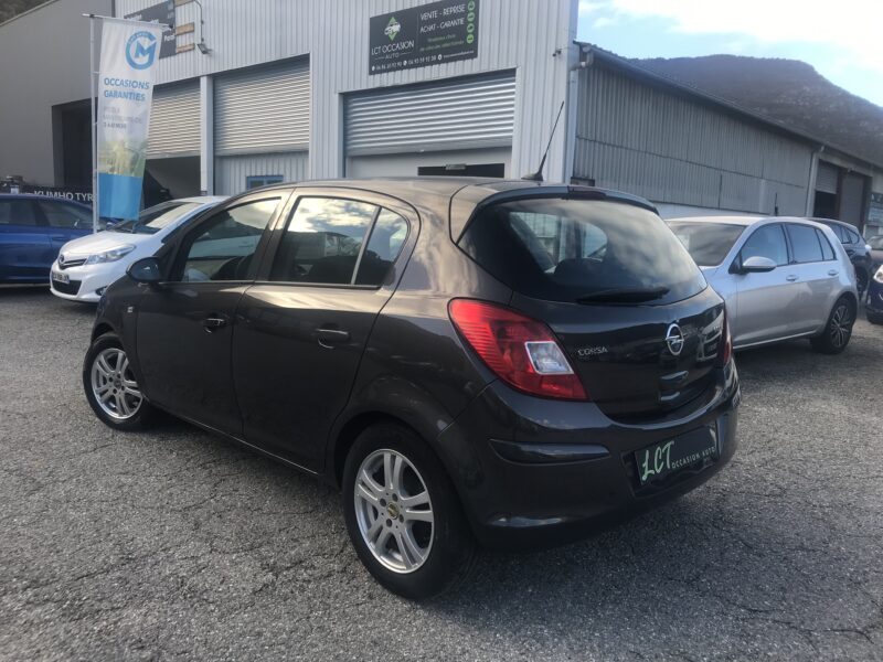 CORSA D ph2 - 1.3 cdti COSMO 95cv S&S ecoFLEX - GARANTIE 6 MOIS