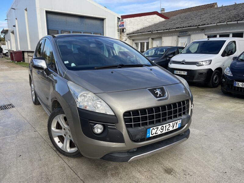 PEUGEOT 3008 2013