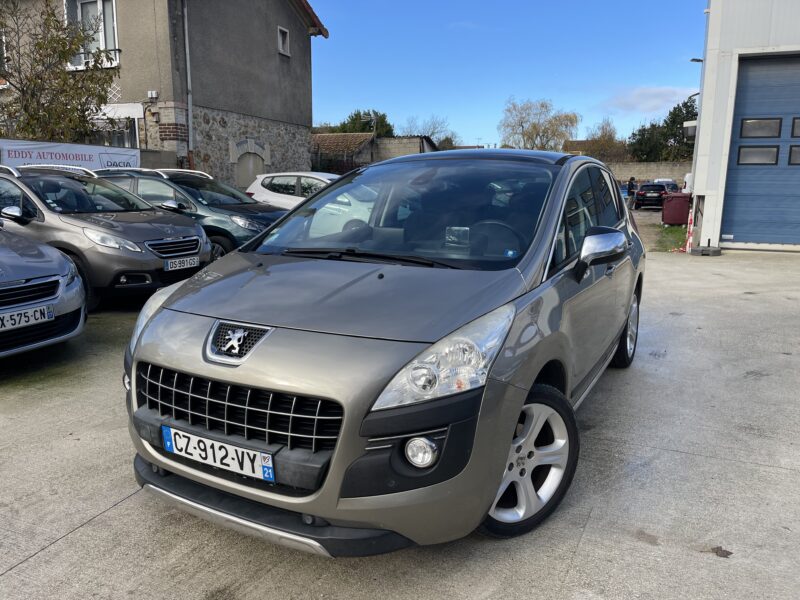 PEUGEOT 3008 2013