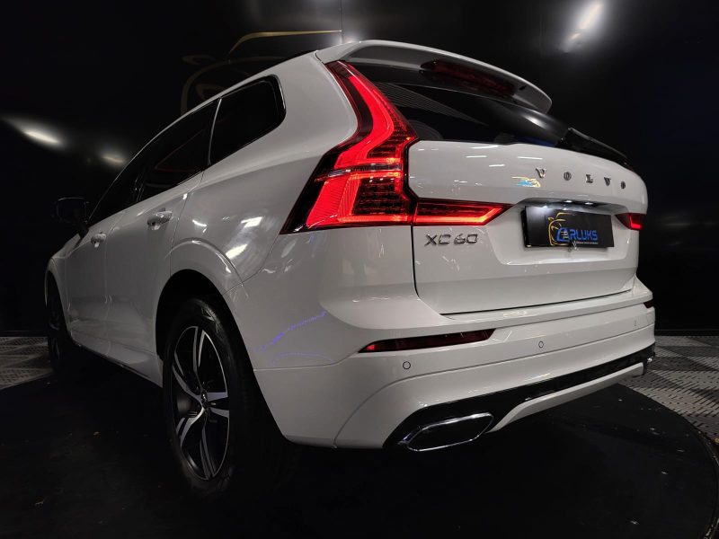 VOLVO XC60 D4 190CH R-DESIGN / CAMERA 360+CARPLAY+SIEGES CHAUFFANT