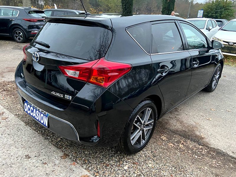 TOYOTA AURIS 1.8 HYBRID 136CV SKYBLUE