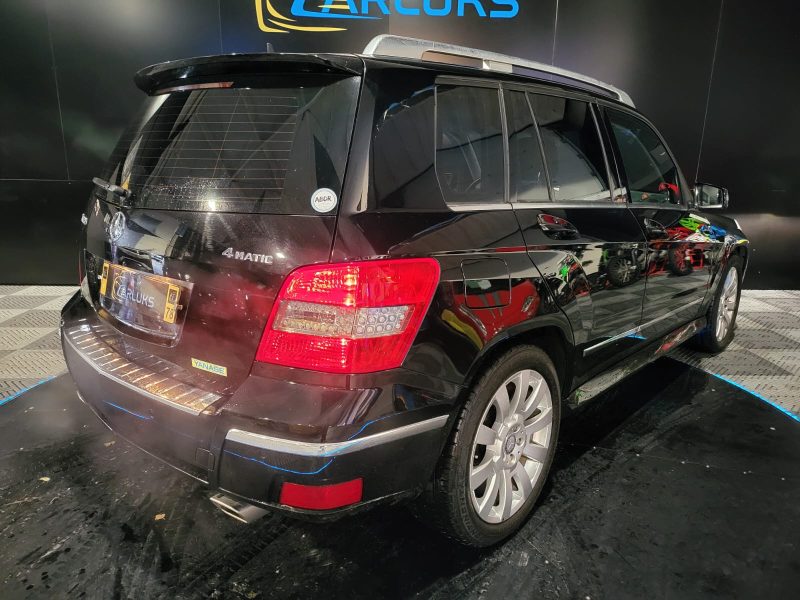 MERCEDES-BENZ GLK 300 V6 231cv 4Matic 7G-Tronic // ANDROID AUTO/SIEGES CHAUFFANT/CAMERA DE RECUL