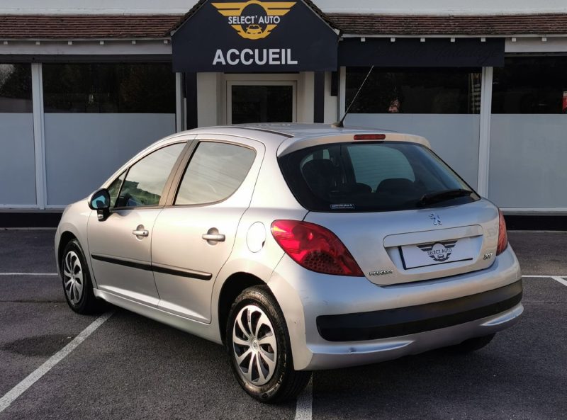 PEUGEOT 207 1.4 HDI 70 