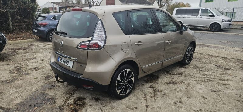 RENAULT SCENIC III 1.5 dCi BOSE //BOITE AUTOMATIQUE /phase2