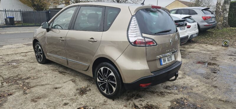 RENAULT SCENIC III 1.5 dCi BOSE //BOITE AUTOMATIQUE /phase2