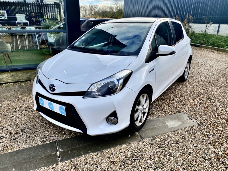 TOYOTA YARIS STYLE TOIT PANO 2013