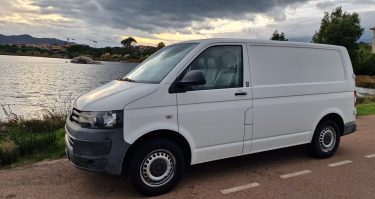 VOLKSWAGEN TRANSPORTER T5 Camionnette 2011