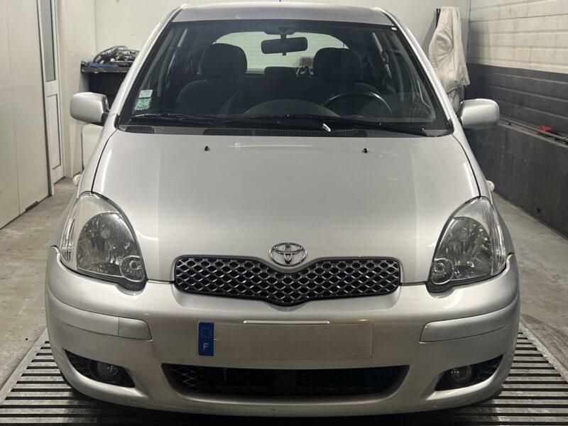 TOYOTA YARIS PHASE 2 1.3 VVT-i 87 Cv 1ERE MAIN 15 598 Kms / CLIMATISATION 5 PORTES - GARANTIE 1 AN