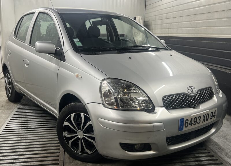 TOYOTA YARIS PHASE 2 1.3 VVT-i 87 Cv 1ERE MAIN 15 598 Kms / CLIMATISATION 5 PORTES - GARANTIE 1 AN