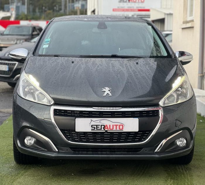 PEUGEOT 208 2016