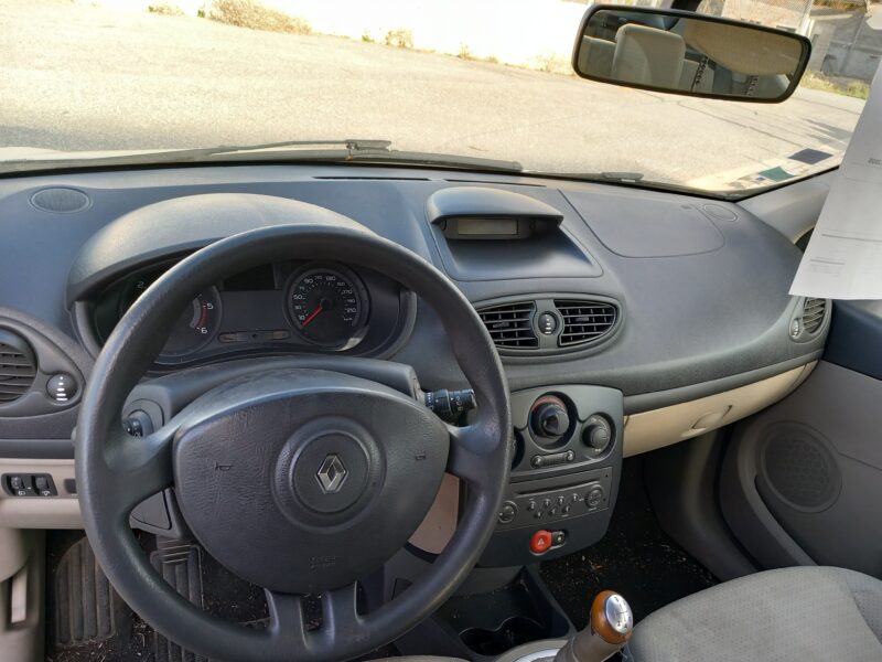 RENAULT CLIO III 2005