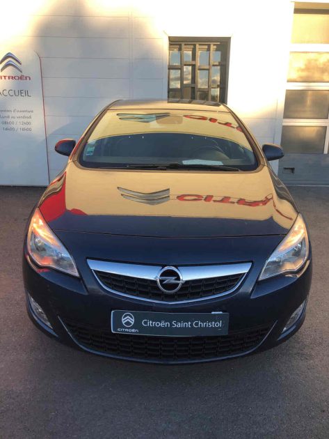 OPEL ASTRA J 2011