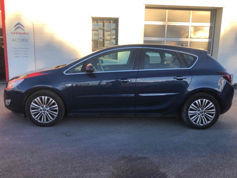 OPEL ASTRA J 2011