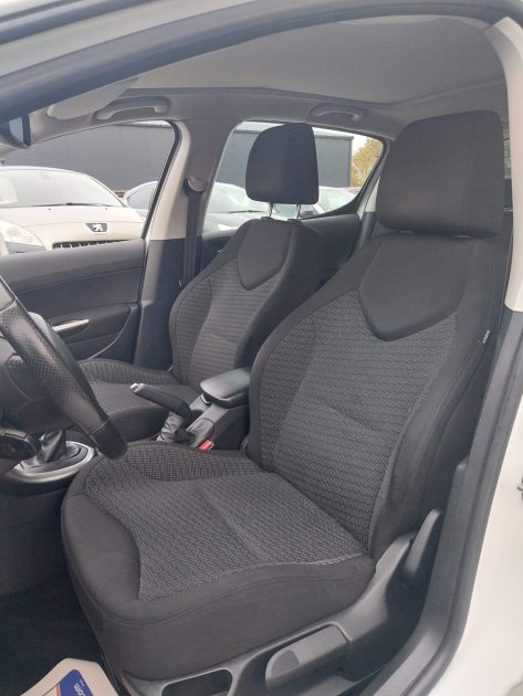 PEUGEOT 308 I 1.6 HDi 112 Allure