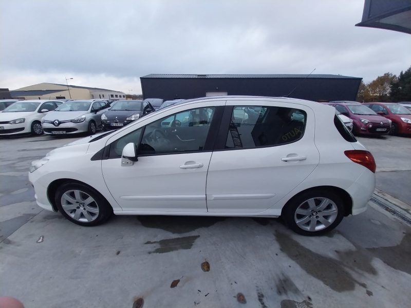 PEUGEOT 308 I 1.6 HDi 112 Allure