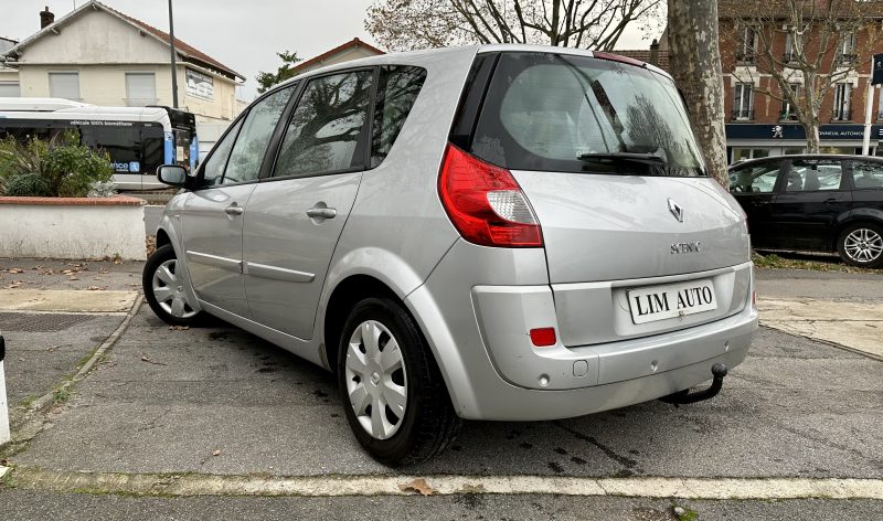 RENAULT SCENIC II 2009