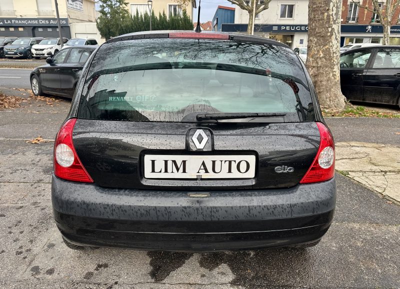 RENAULT CLIO II 2003