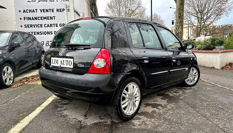 RENAULT CLIO II 2003