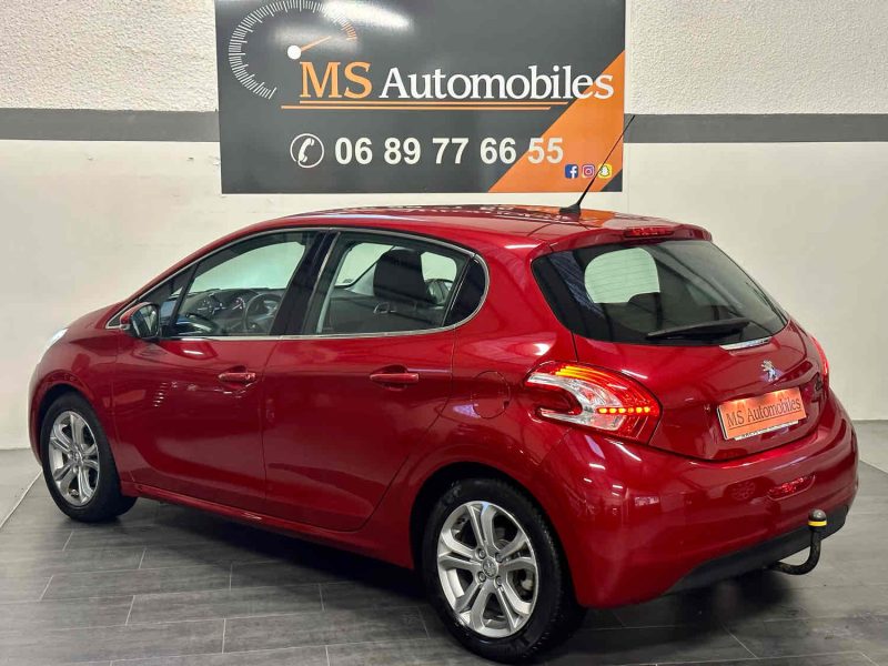 PEUGEOT 208 I 2013