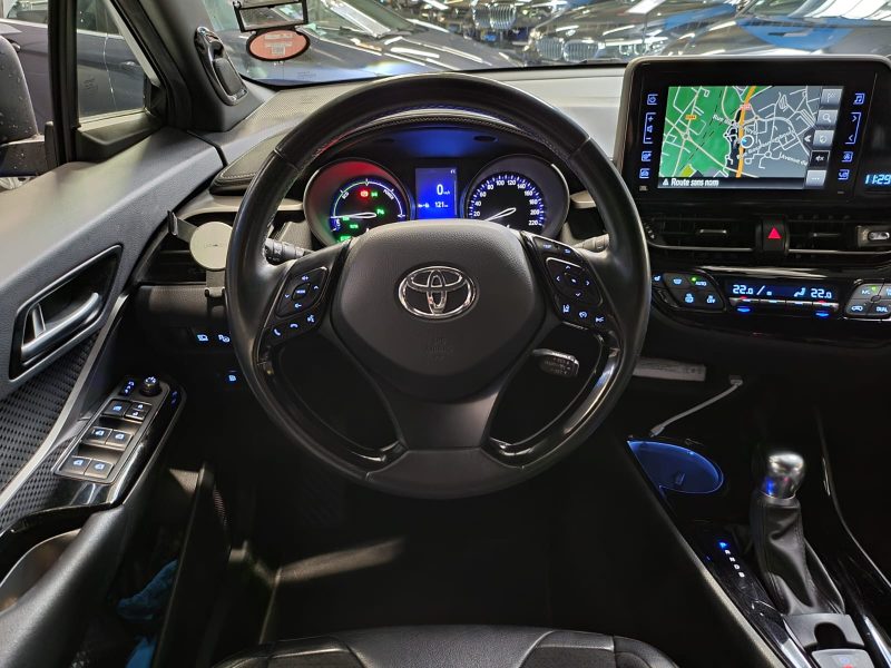 TOYOTA C-HR 1.8 Hybrid 122CH COLLECTION / FULL ENTRETIEN TOYOTA CAMERA + FULL LED + SONO JBL