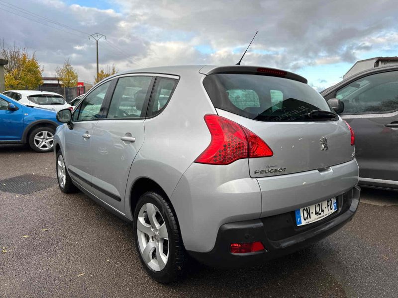 PEUGEOT 3008 Monospace 2011