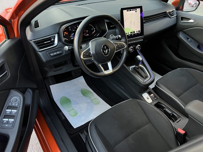 RENAULT CLIO 5 INTENS 1.3 TCE 130 BOITE AUTO GRAND ECRAN GPS LEDS APPLE & ANDROID - GARANTIE 1 AN