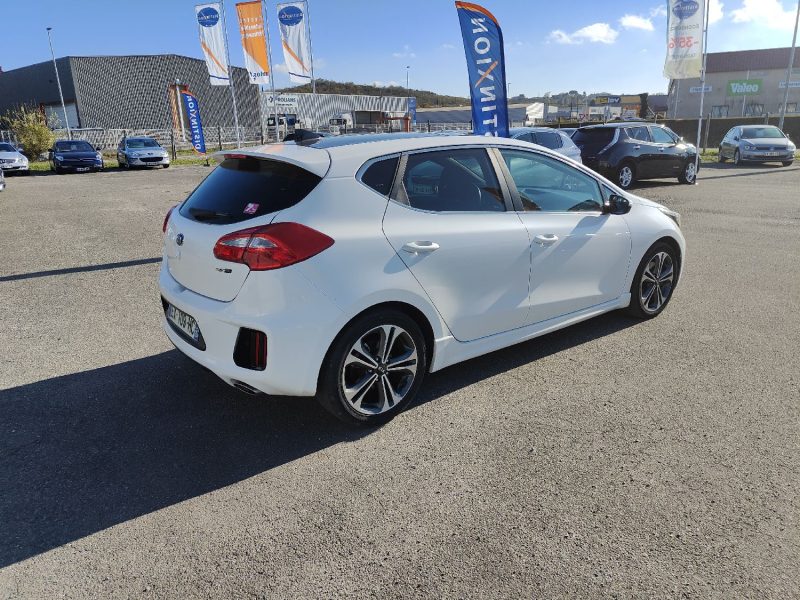 KIA CEE-D 1.6 CRDi 136cv GT LINE