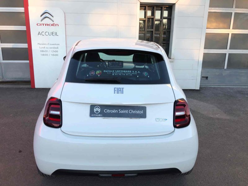 FIAT 500e 3+1 ELEKTRO ICONE PLUS 118CV PACK MAGIC 