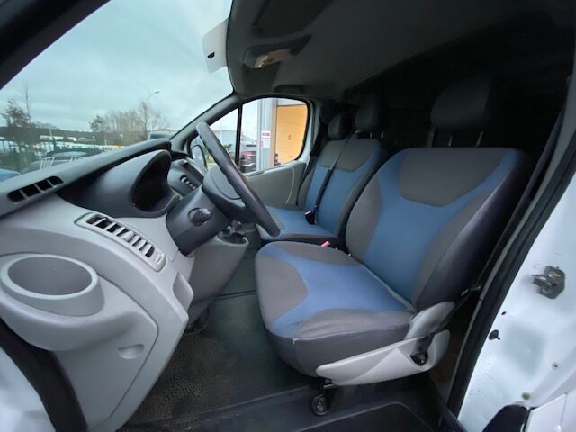 RENAULT TRAFIC II  L2 H1 Camionnette 2013