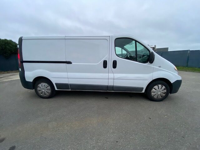 RENAULT TRAFIC II  L2 H1 Camionnette 2013