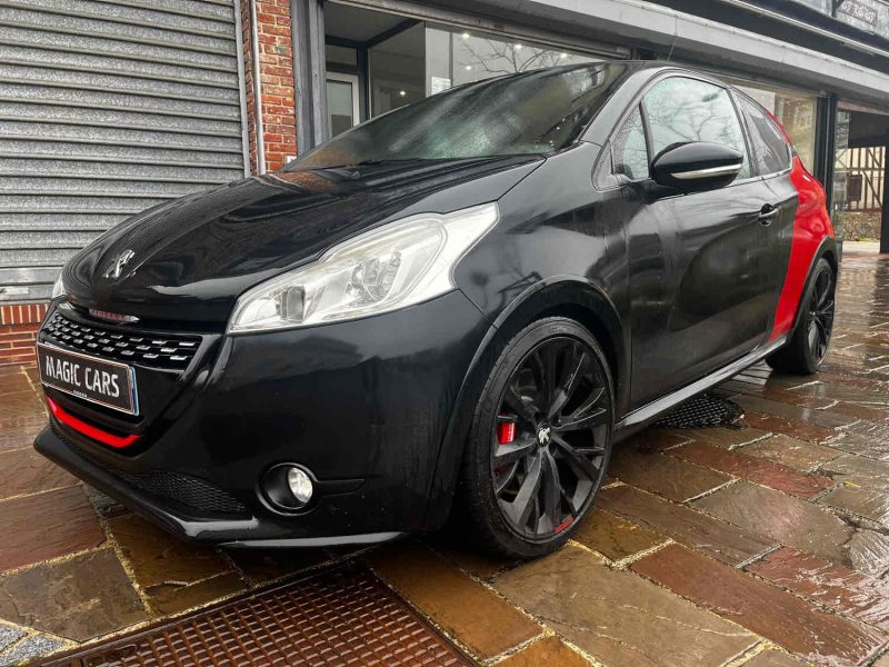 Peugeot 208 GTI 30th