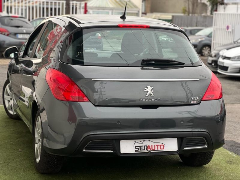 PEUGEOT 308 2013