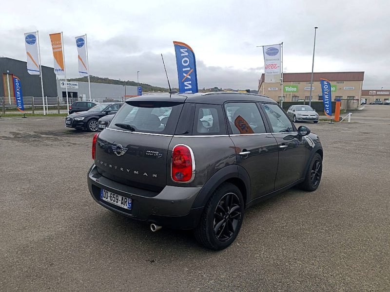 MINI COUNTRYMAN Cooper D 112cv PACK CHILI