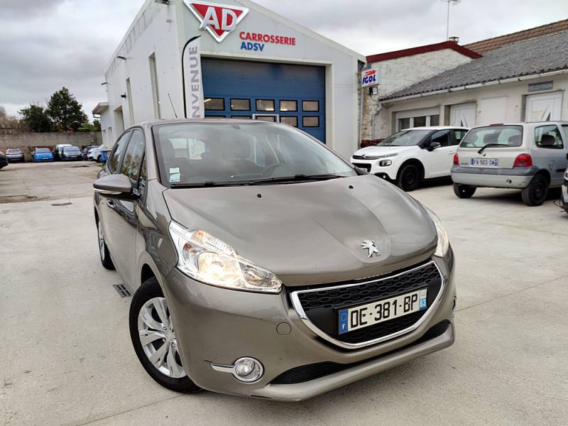 PEUGEOT 208 I 2014