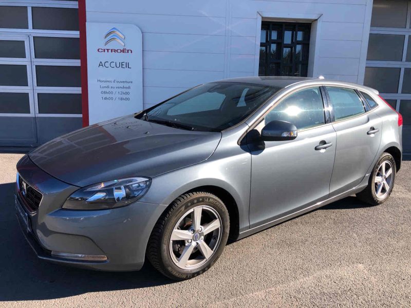 VOLVO V40 3/5 portes 2015