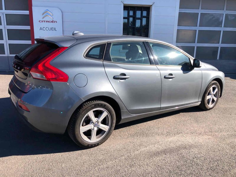 VOLVO V40 3/5 portes 2015